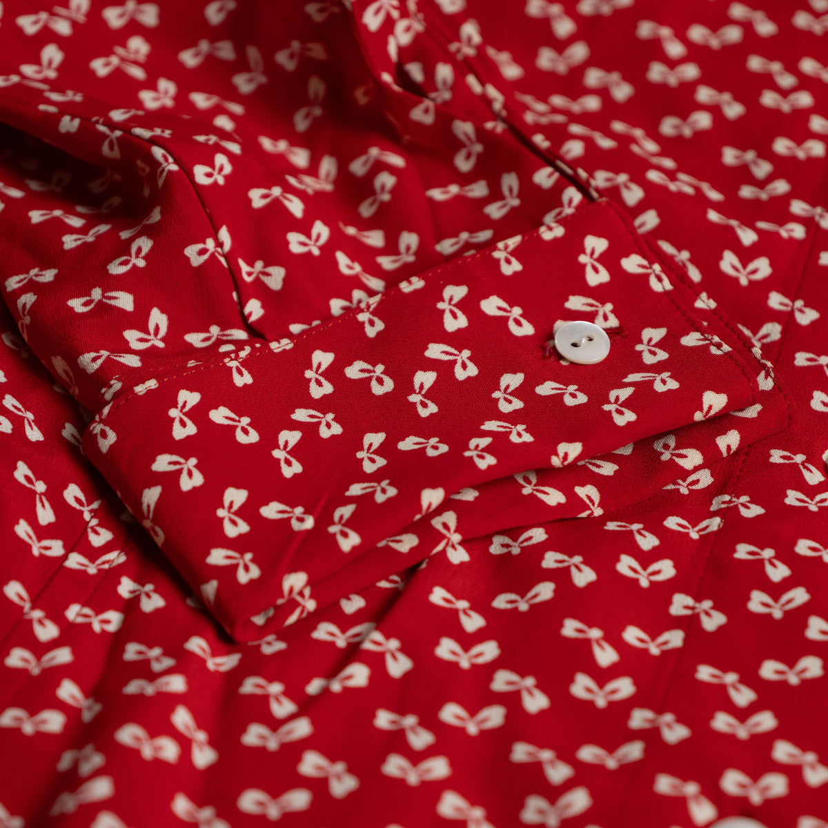 Archival Oliver by Valentino Red Bow Print Viscose Blouse — NOS Deadstock Early 1990s S XS