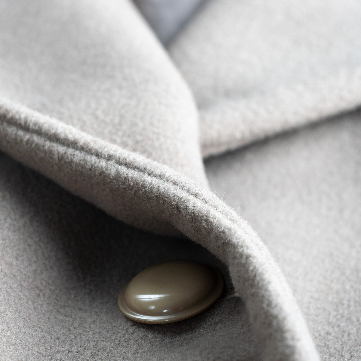 Archival GIANFRANCO FERRÉ late 1980s Architectural Shawl Collar Cocoon Coat - Rare Mainline Taupe Wool Masterpiece M XL