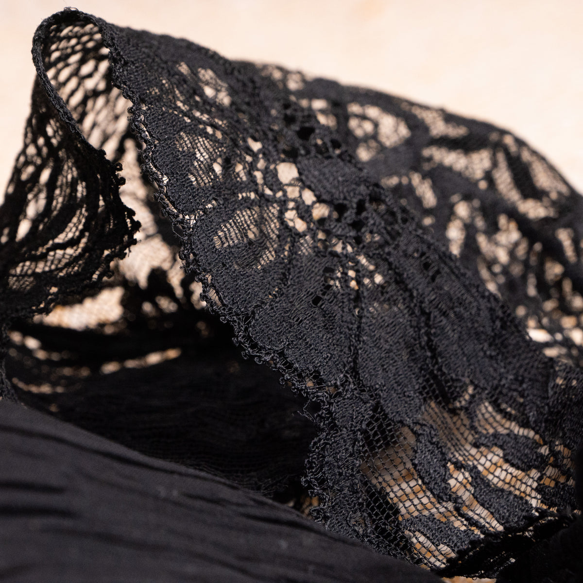 Archival La Perla Plisse Sculpt Bustier Floral Leavers Lace 90s NOS Museum Quality Corset Top Italy Size S 75B