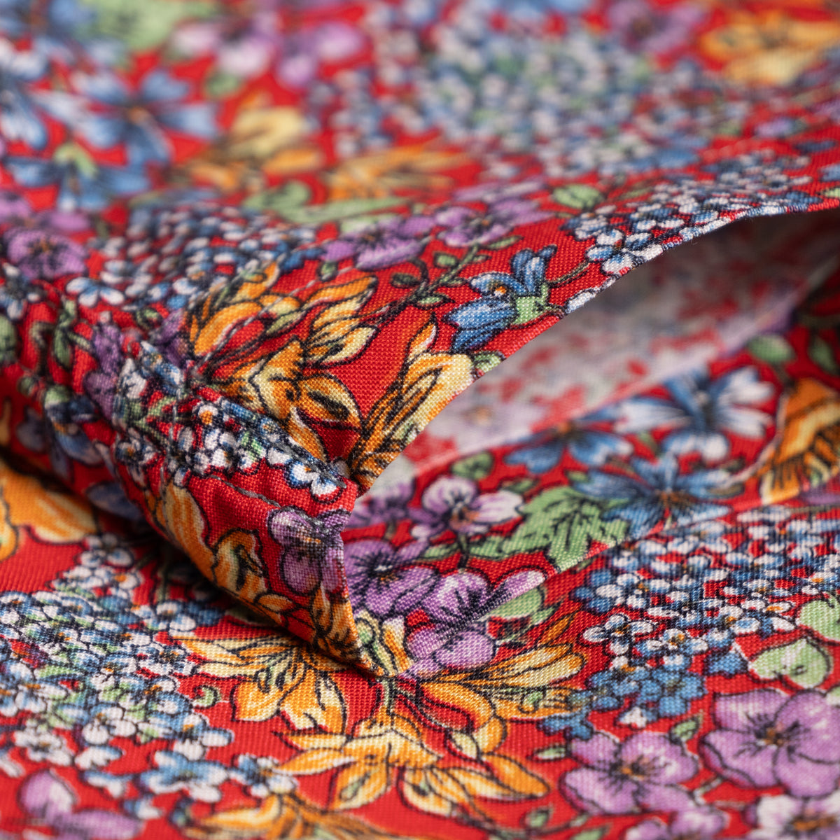Archival Nina Ricci NOS Shirt 90s Floral Print Red Unisex Deadstock Museum Quality Dandy Androgynous Style Size M L